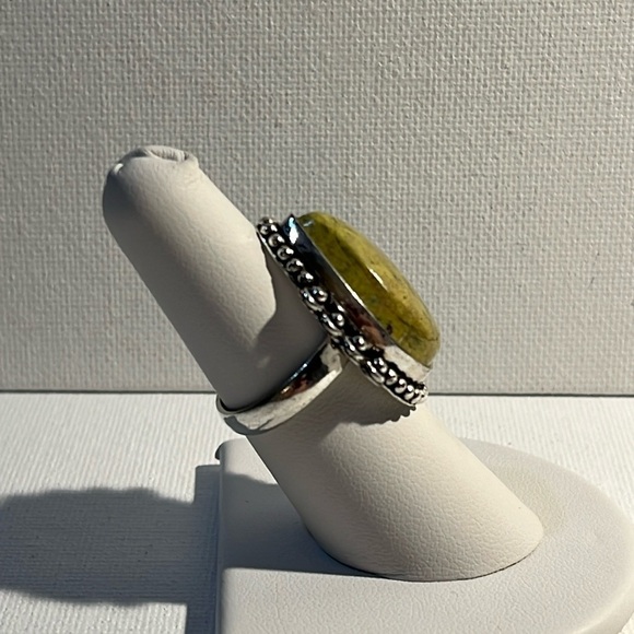 925 SILVER OVERLAY GEMSTONE RING GREEN ATLANTISITE SIZE 7.25 - Picture 3 of 5
